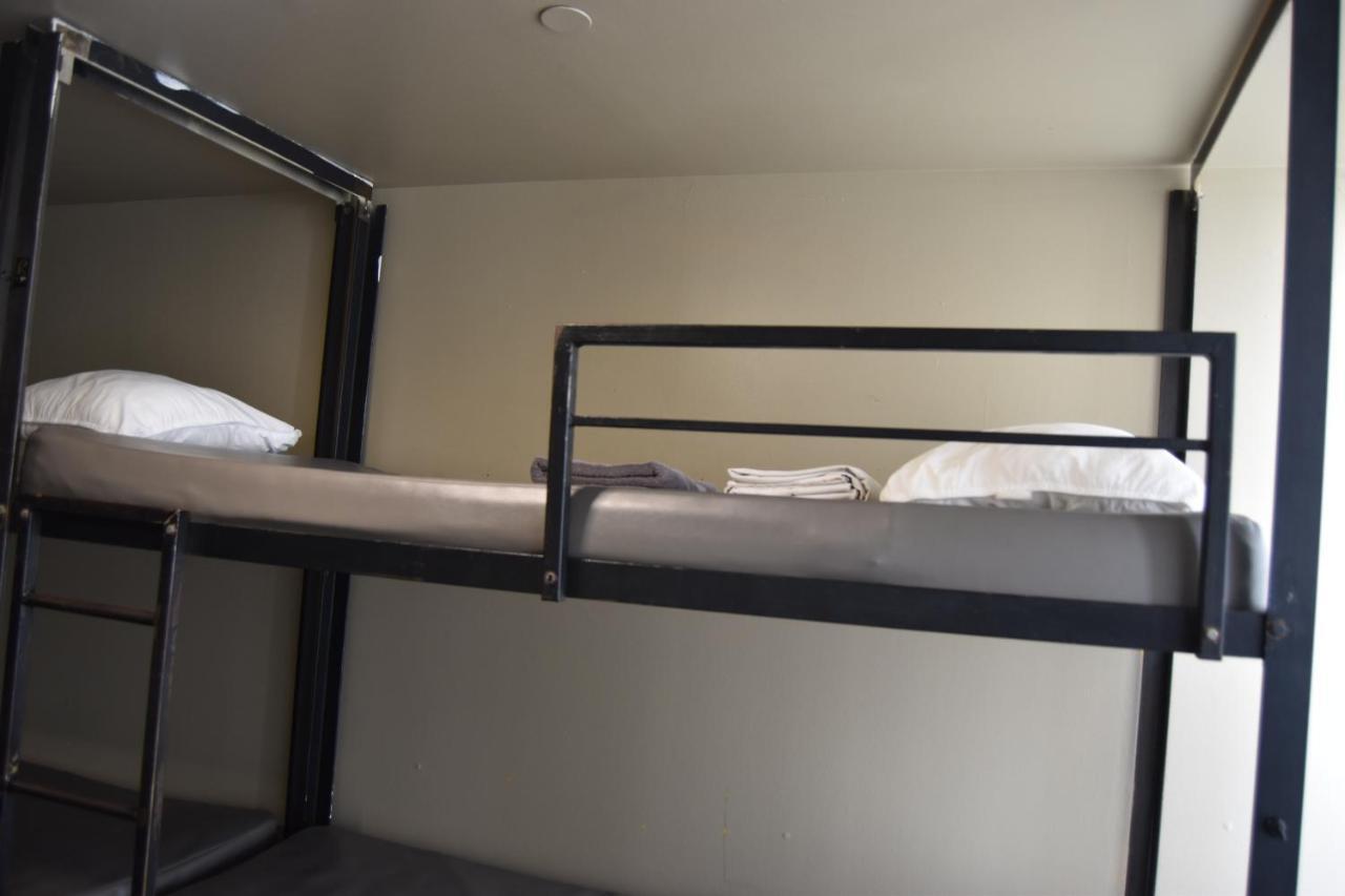Miami Party Hostel Маями Бийч Екстериор снимка