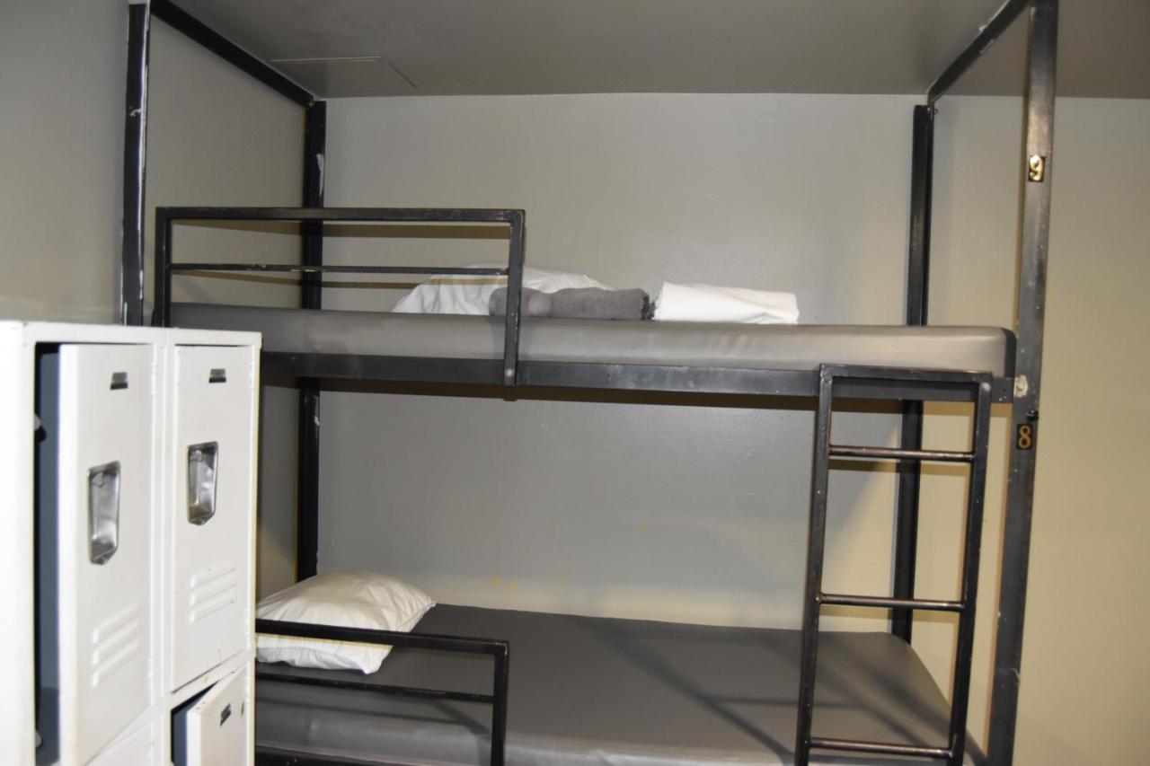 Miami Party Hostel Маями Бийч Екстериор снимка