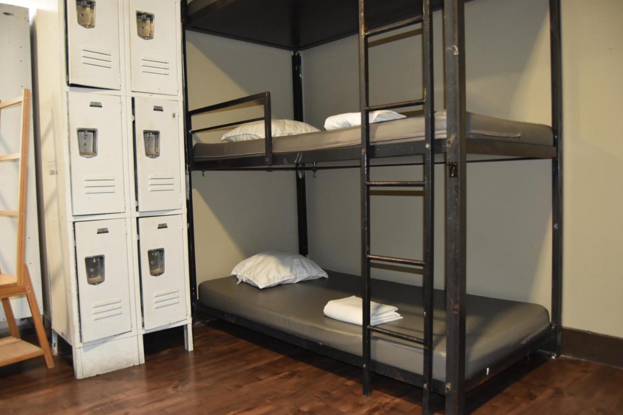 Miami Party Hostel Маями Бийч Екстериор снимка