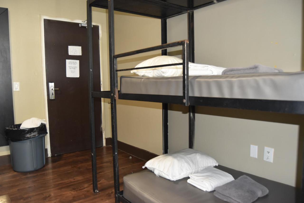 Miami Party Hostel Маями Бийч Екстериор снимка