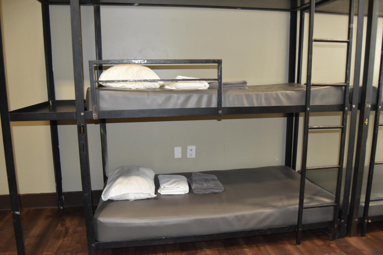 Miami Party Hostel Маями Бийч Екстериор снимка