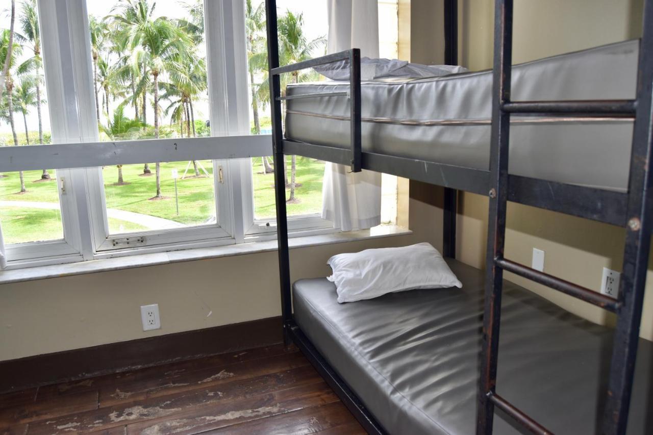 Miami Party Hostel Маями Бийч Екстериор снимка