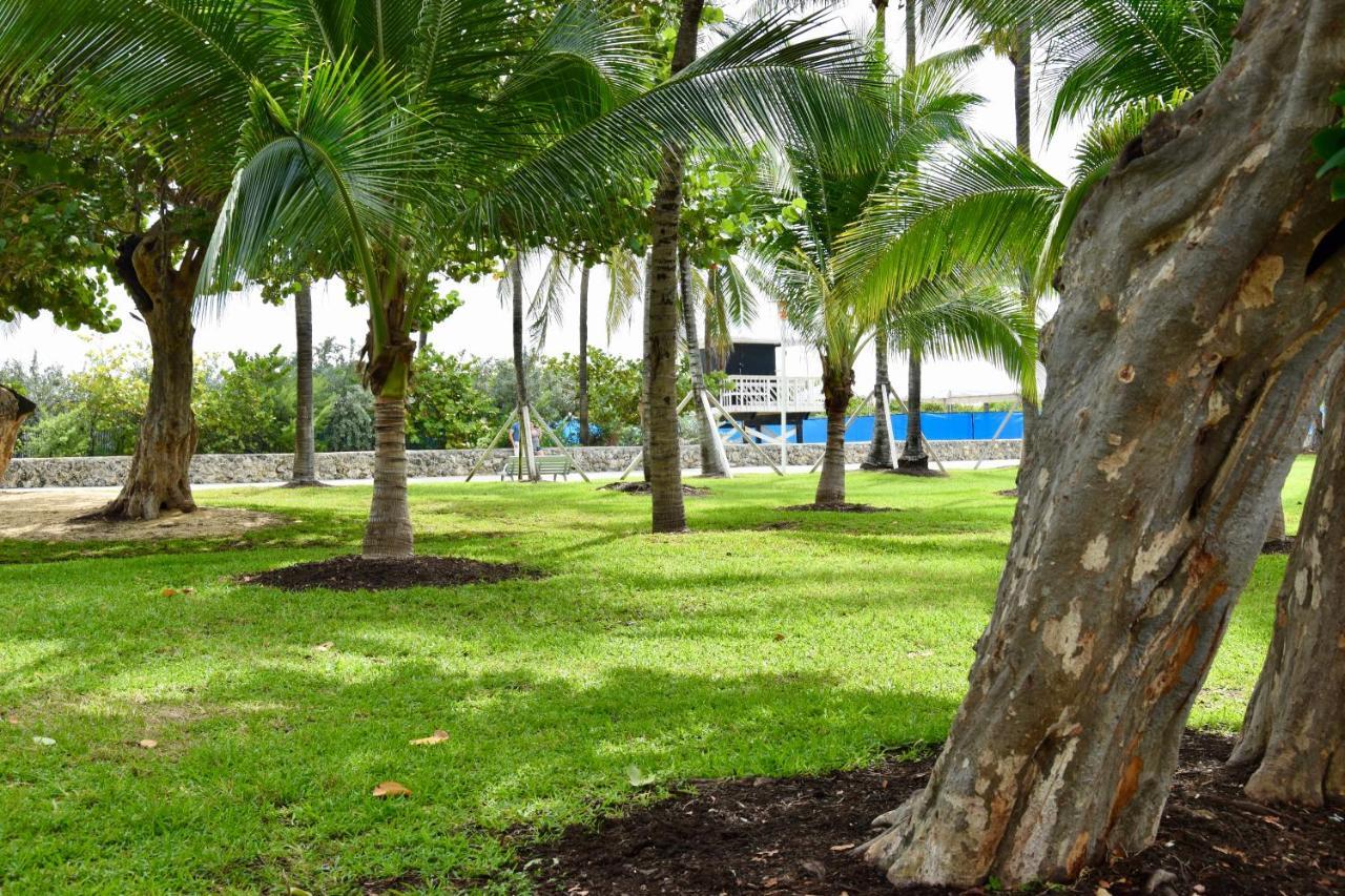 Miami Party Hostel Маями Бийч Екстериор снимка